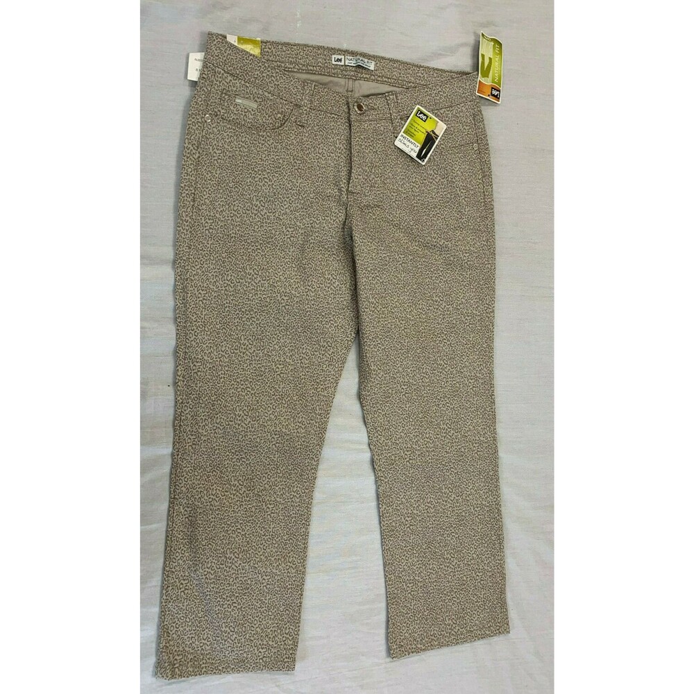 NWT LEE NATURAL FIT JUST BELOW WOMENS CAPRIS PANTS SIZE 8